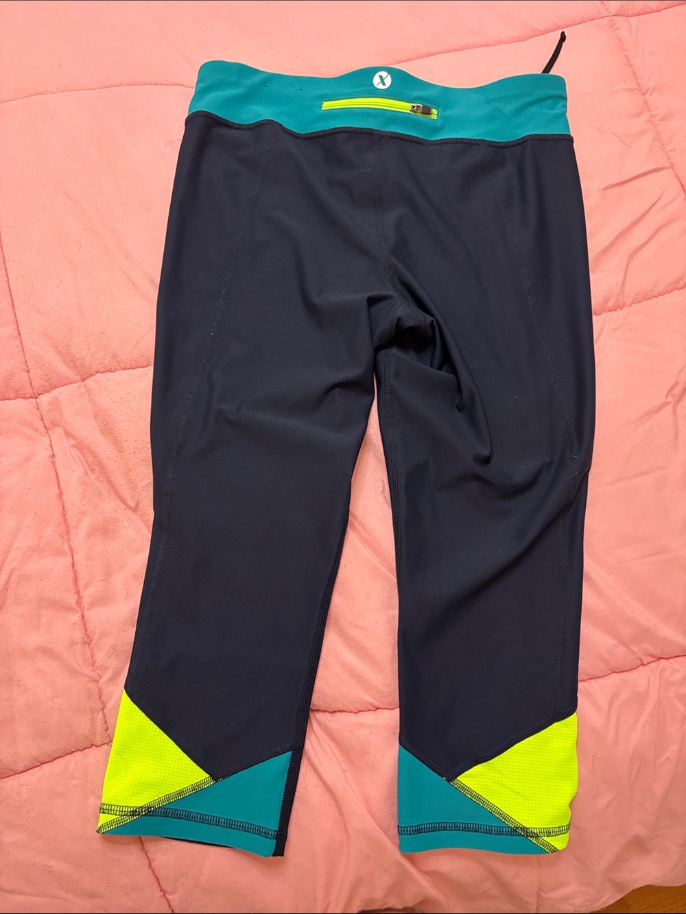 Xersion Neon Lime and Navy Athletic Waistband Capri - Picture 3 of 4